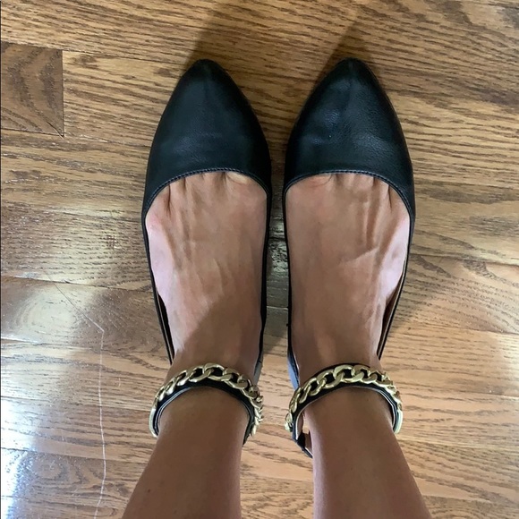 BCBGeneration flats with gold ankle strap - Picture 6 of 8